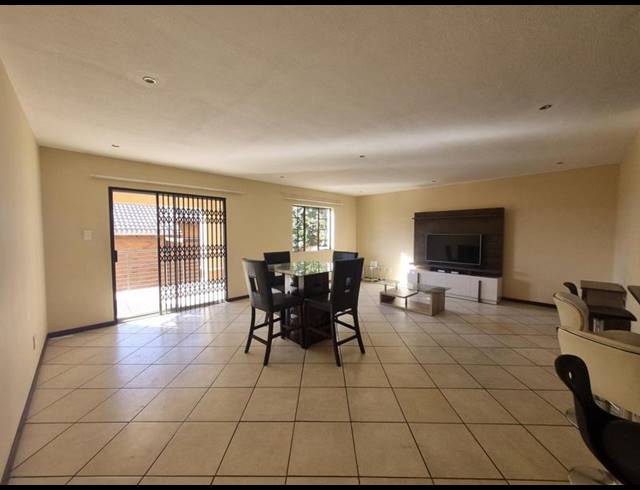 4 BEDROOM PROPERTY TO RENT IN MOOIKLOOF RIDGE ESTATE